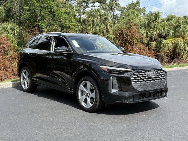 new 2025 Audi Q5 car, priced at $60,975