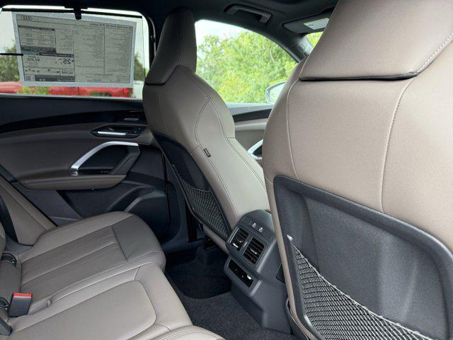 new 2025 Audi Q5 car, priced at $60,975