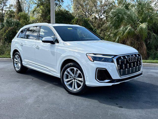 new 2025 Audi Q7 car, priced at $75,650