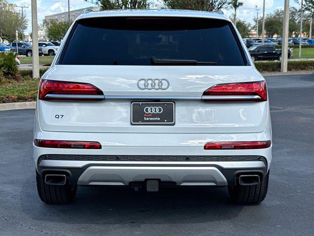 new 2025 Audi Q7 car, priced at $75,650