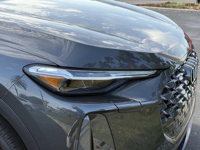 new 2025 Audi Q5 car, priced at $60,175