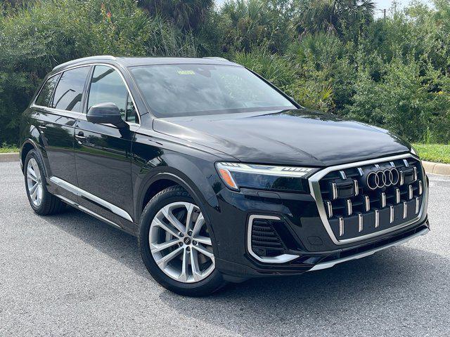 new 2025 Audi Q7 car, priced at $81,710