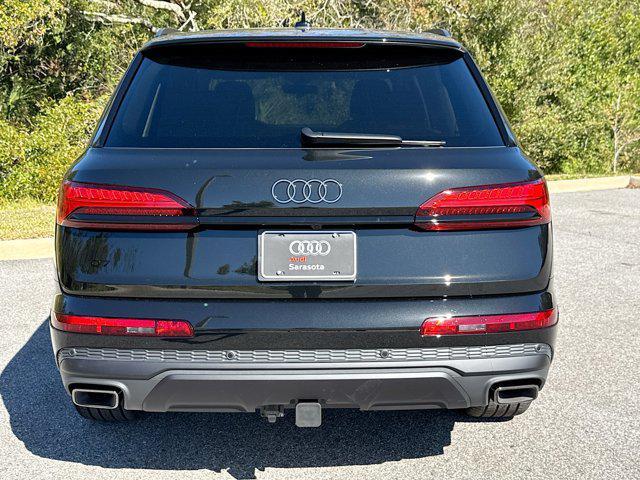 new 2025 Audi Q7 car, priced at $77,750