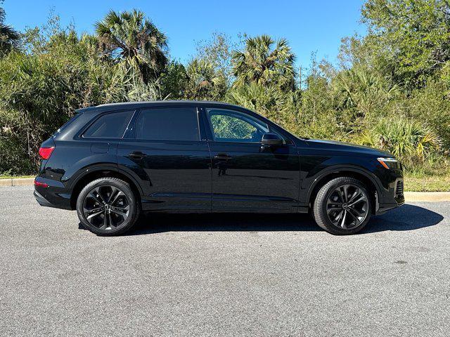 new 2025 Audi Q7 car, priced at $77,750