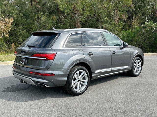 new 2025 Audi Q7 car, priced at $66,205