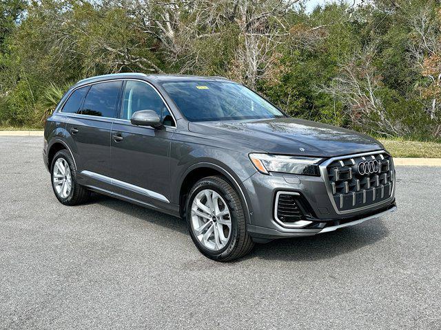 new 2025 Audi Q7 car, priced at $66,205