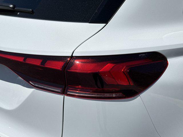 new 2025 Audi Q6 e-tron car, priced at $70,805