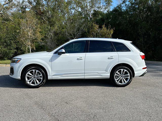 used 2025 Audi Q7 car, priced at $61,988