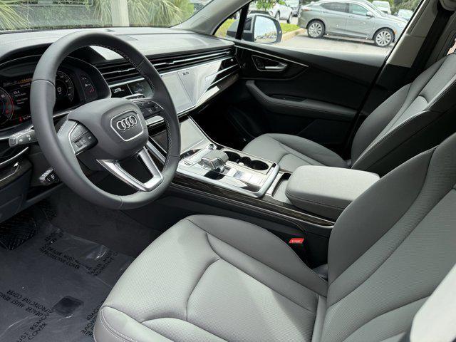 new 2025 Audi Q7 car, priced at $78,900