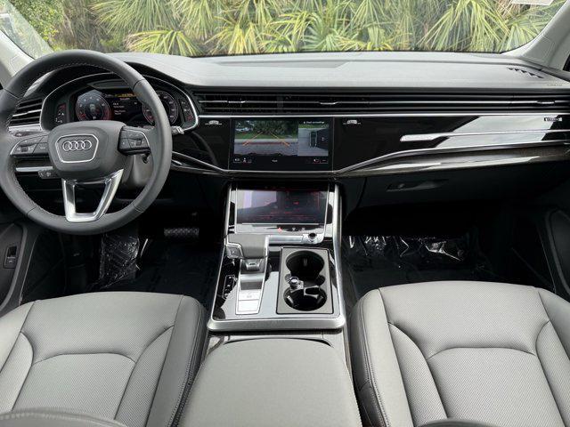new 2025 Audi Q7 car, priced at $78,900