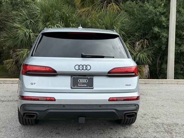 new 2025 Audi Q7 car, priced at $78,900