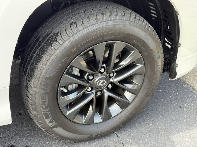 used 2023 Lexus GX 460 car, priced at $57,788