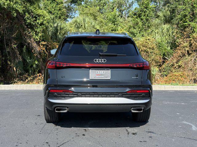 new 2025 Audi Q5 car, priced at $60,975