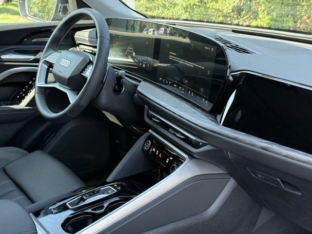 new 2025 Audi Q5 car, priced at $60,975