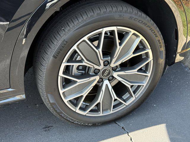 new 2025 Audi Q5 car, priced at $60,975