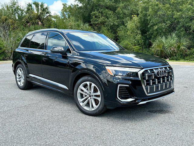 new 2025 Audi Q7 car, priced at $82,535