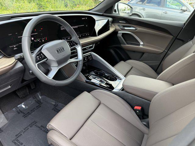 new 2025 Audi Q5 car, priced at $60,975