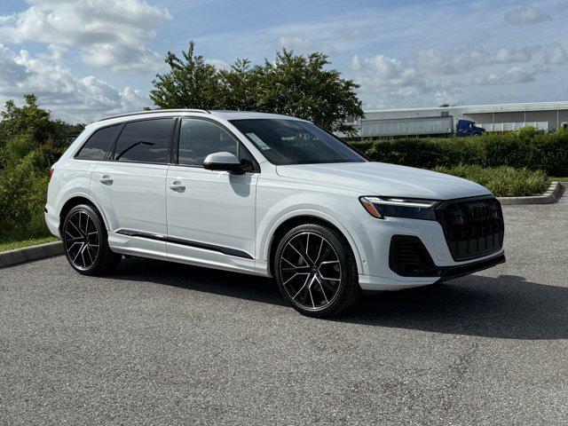 new 2025 Audi Q7 car, priced at $78,900