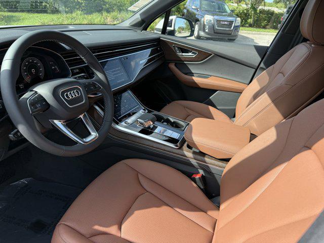 new 2025 Audi Q7 car, priced at $78,900
