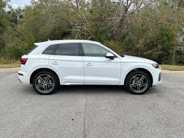 new 2025 Audi Q5 car, priced at $67,915