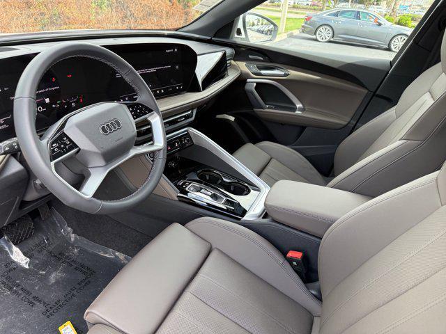 new 2025 Audi Q5 car, priced at $61,300