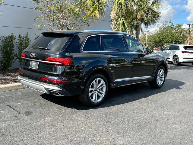 new 2025 Audi Q7 car, priced at $65,600