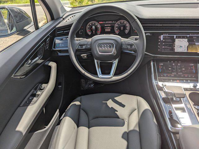 new 2025 Audi Q7 car, priced at $78,900