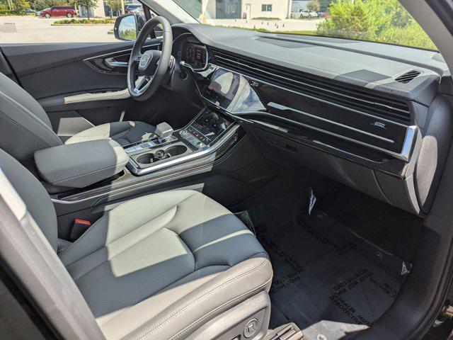 new 2025 Audi Q7 car, priced at $78,900