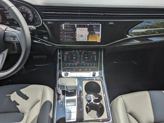new 2025 Audi Q7 car, priced at $78,900