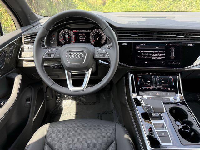 new 2025 Audi Q7 car, priced at $77,750