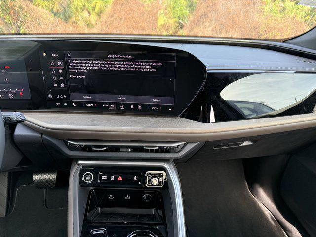 new 2025 Audi Q5 car, priced at $60,335