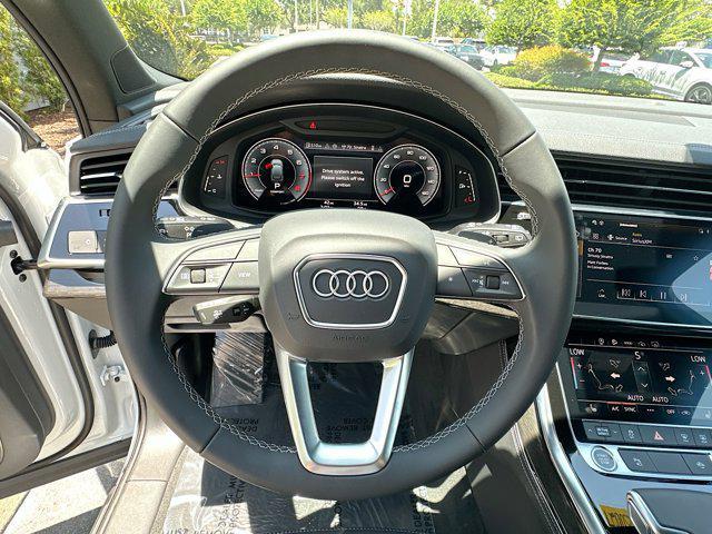 new 2025 Audi Q7 car, priced at $67,350