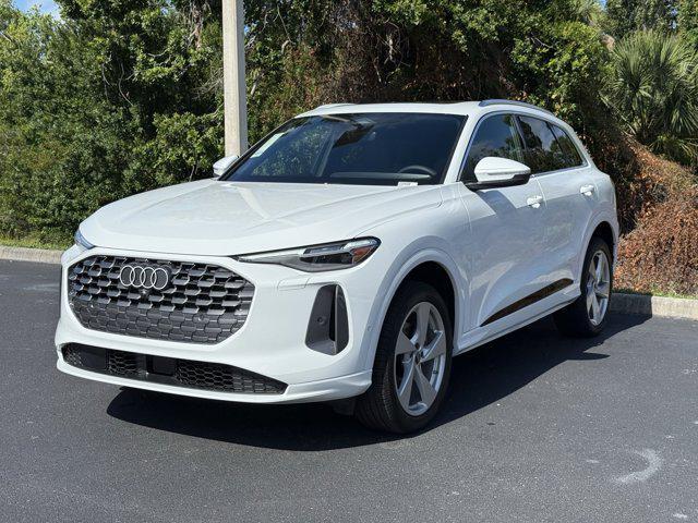 new 2025 Audi Q5 car, priced at $60,975