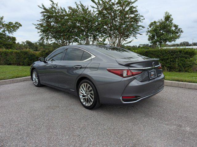 used 2019 Lexus ES 300h car, priced at $33,988