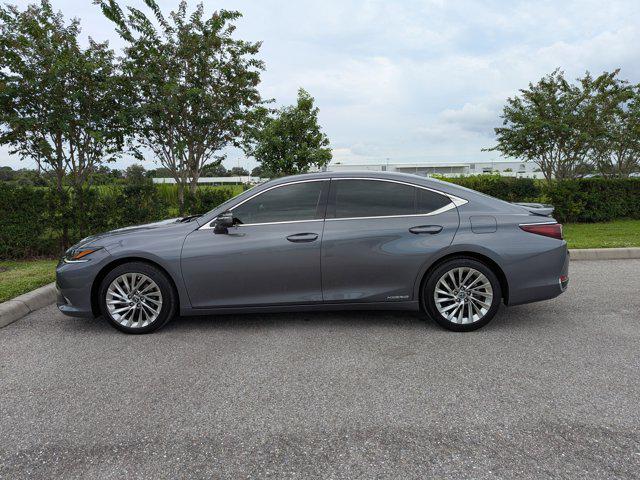 used 2019 Lexus ES 300h car, priced at $33,988