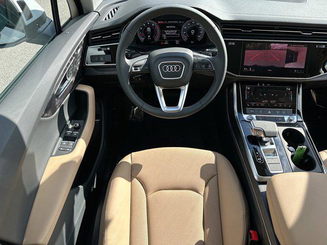 new 2025 Audi Q7 car, priced at $77,750