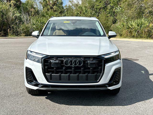 new 2025 Audi Q7 car, priced at $77,750