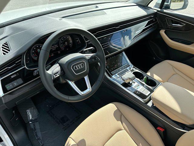 new 2025 Audi Q7 car, priced at $77,750