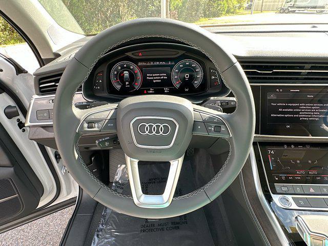 new 2025 Audi Q7 car, priced at $77,750