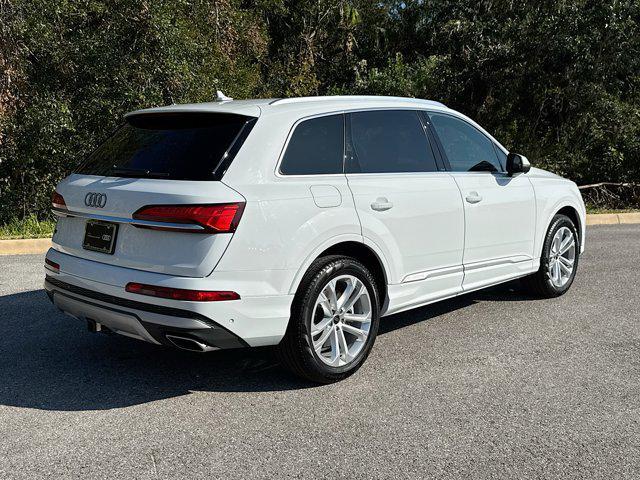 used 2025 Audi Q7 car, priced at $61,988