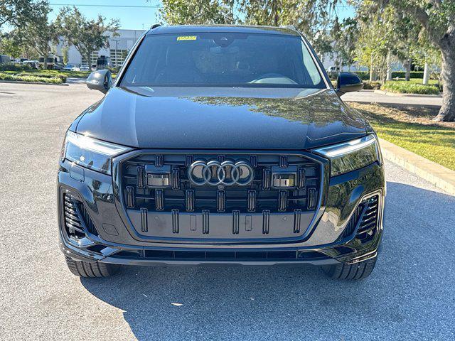 new 2025 Audi Q7 car, priced at $77,605