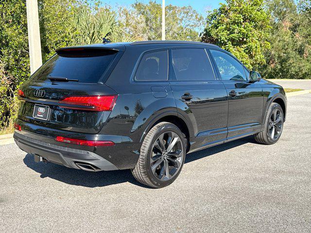 new 2025 Audi Q7 car, priced at $77,605