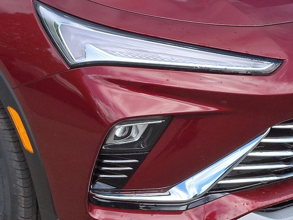 new 2025 Buick Envista car, priced at $26,225