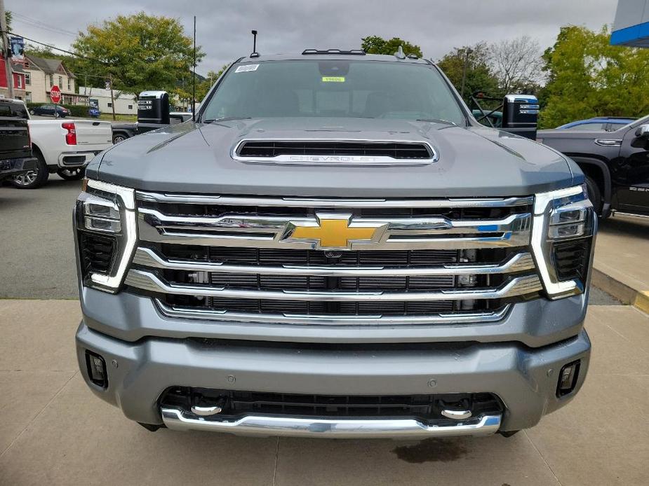 new 2025 Chevrolet Silverado 3500 car, priced at $90,265