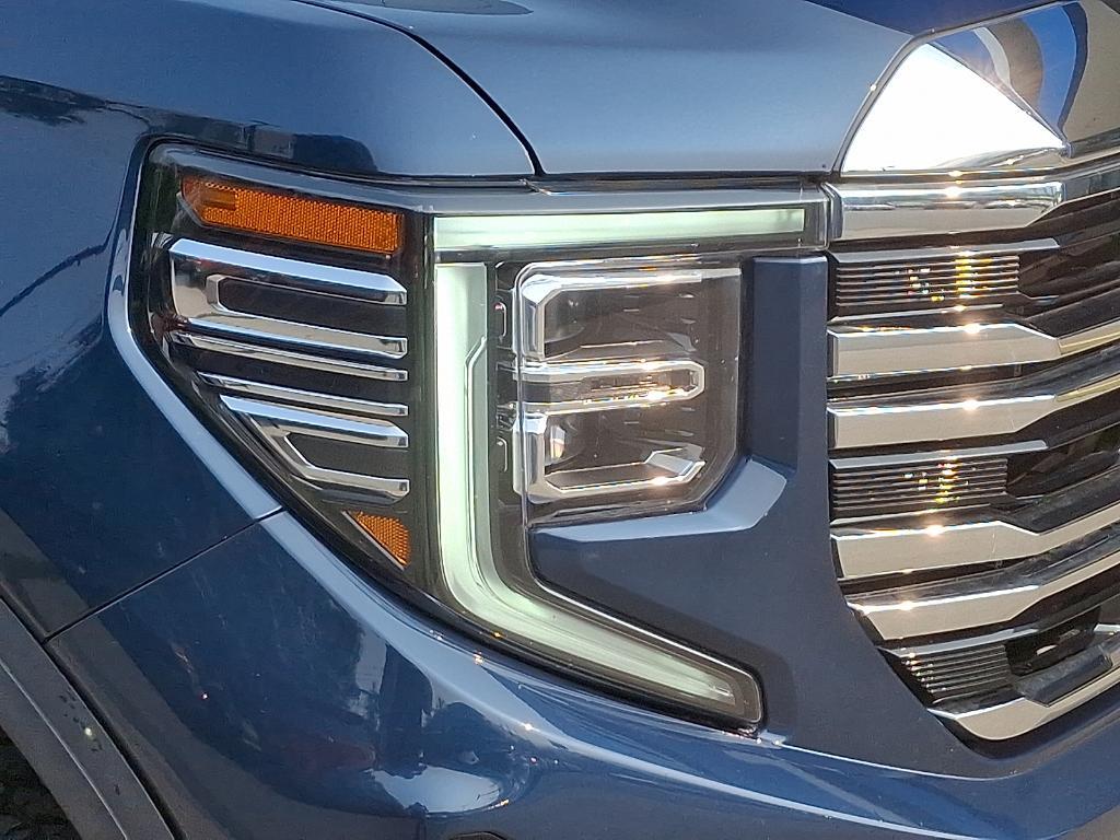 used 2023 GMC Sierra 1500 car, priced at $48,990
