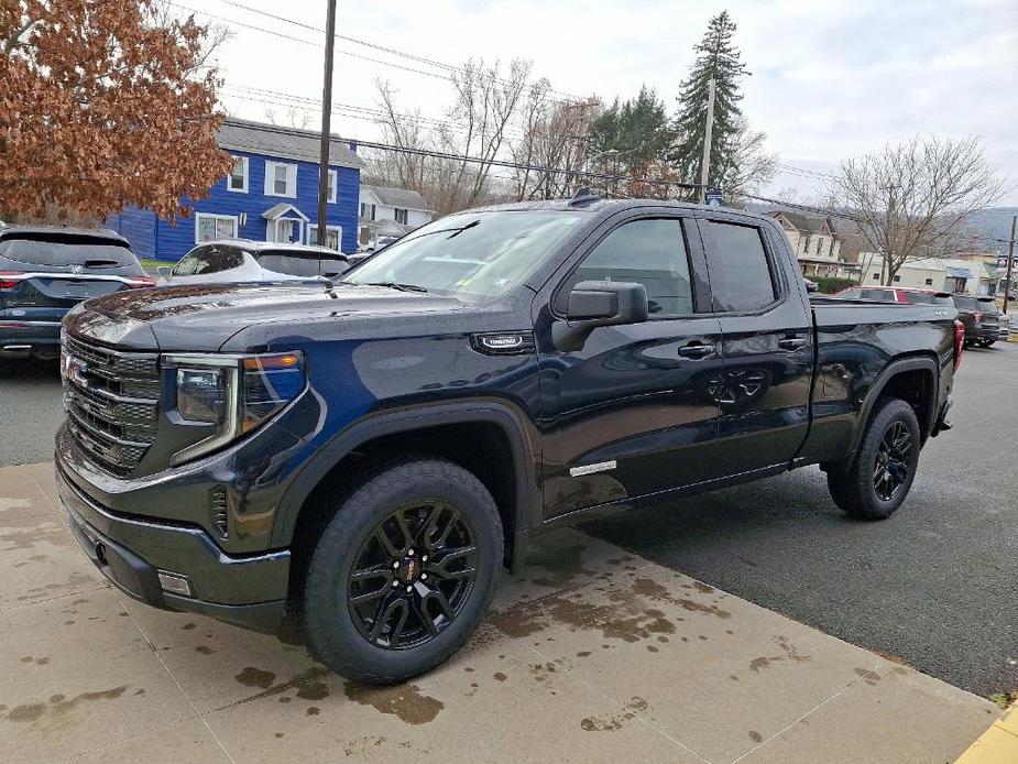 new 2025 GMC Sierra 1500 car, priced at $55,190