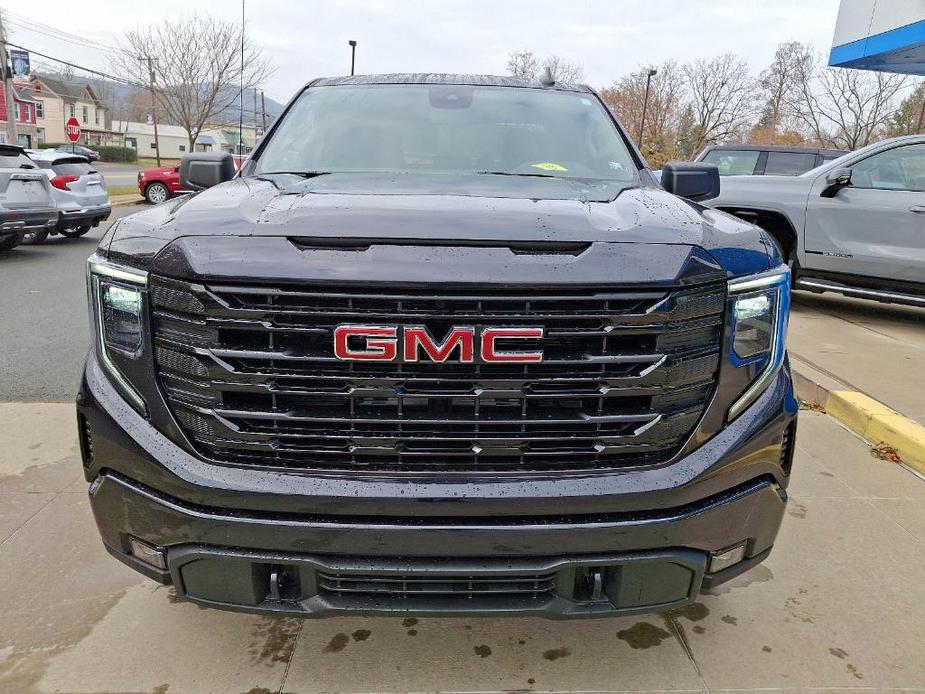 new 2025 GMC Sierra 1500 car, priced at $55,190