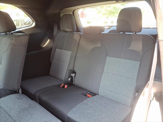 new 2025 GMC Acadia car, priced at $47,825