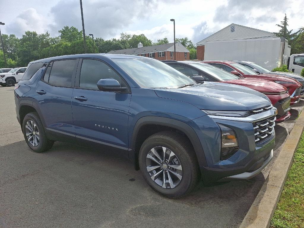 new 2026 Chevrolet Equinox car, priced at $34,380
