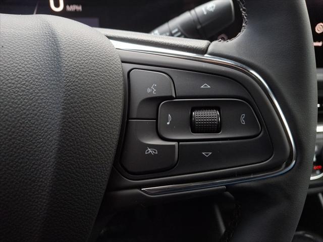 new 2025 Buick Envista car, priced at $27,515